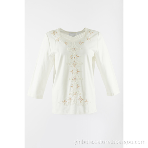 White knitting with emb 3/4 sleeve T shirt